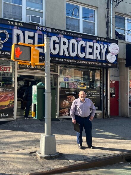 4125-4127 White Plains Rd, Bronx, NY à vendre - Photo du bâtiment - Image 2 de 14