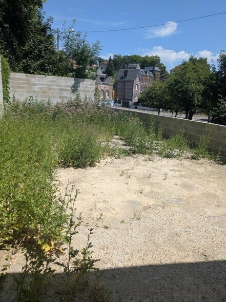 Flex in Mont-Saint-Aignan for sale - Building Photo - Image 2 of 3