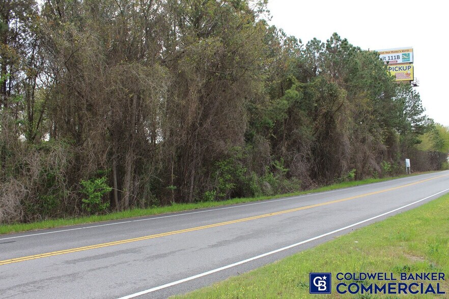 140 McSwain Dr, West Columbia, SC à vendre - Photo du bâtiment - Image 2 de 4