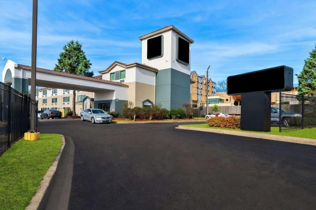 2855 Old Austin Peay Hwy, Memphis, TN for sale Primary Photo- Image 1 of 45