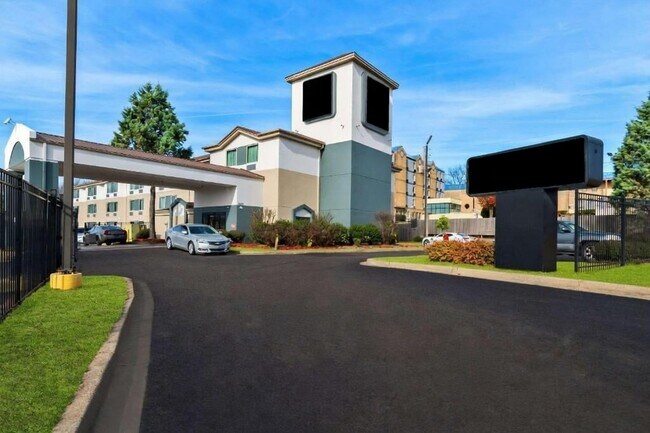 More details for 2855 Old Austin Peay Hwy, Memphis, TN - Hospitality for Sale