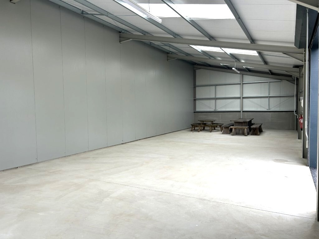 Beech Hill Rd, Reading for lease Interior Photo- Image 1 of 1