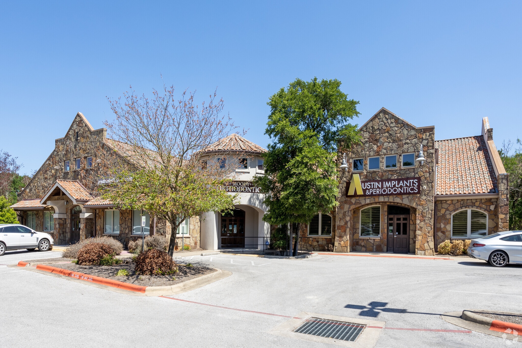 2500 W William Cannon Dr, Austin, TX for lease Primary Photo- Image 1 of 19