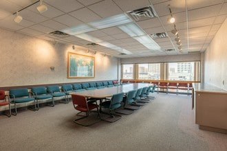 605-633 Ouellette Ave, Windsor, ON for lease Interior Photo- Image 2 of 5