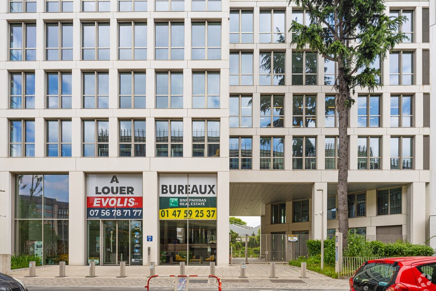 29-31 Rue Du Pilier, Aubervilliers à louer - Photo du bâtiment - Image 2 de 48