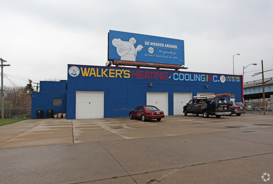 15921 W Eight Mile Rd, Detroit, MI for sale - Building Photo - Image 3 of 3