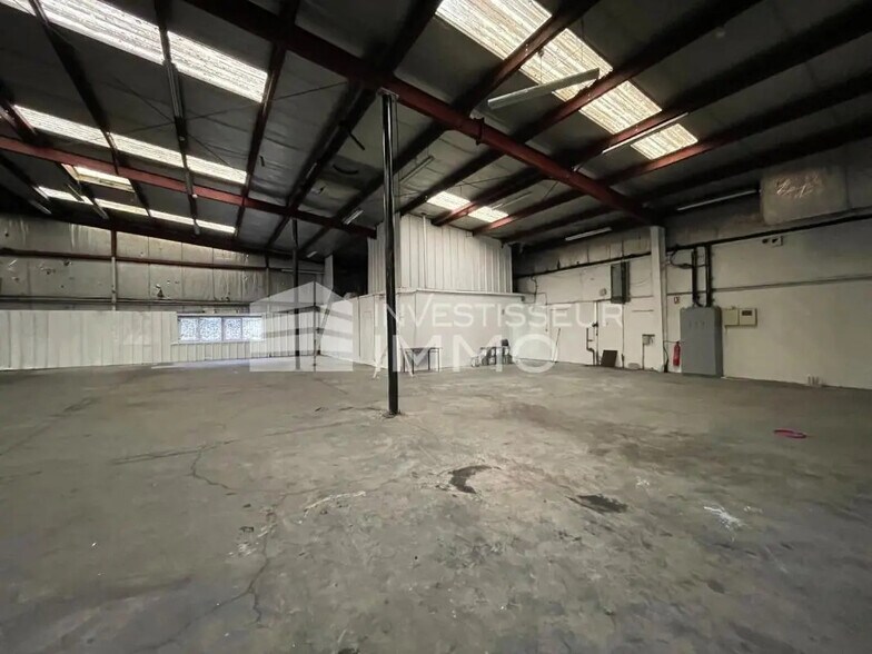 Flex in Meaux for lease - Primary Photo - Image 2 of 8