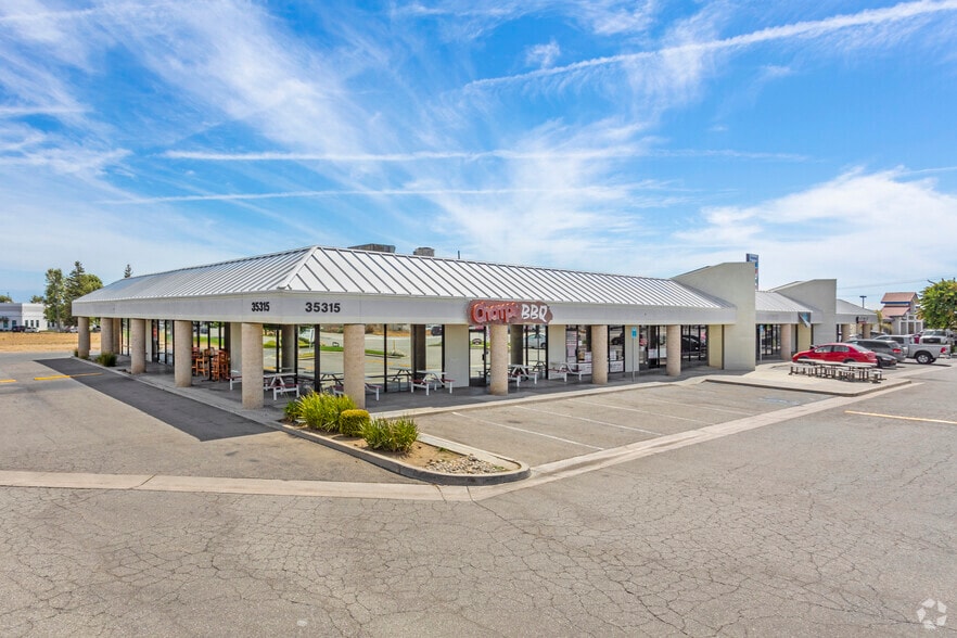 35315 Merle Haggard Dr, Bakersfield, CA for lease - Primary Photo - Image 1 of 1