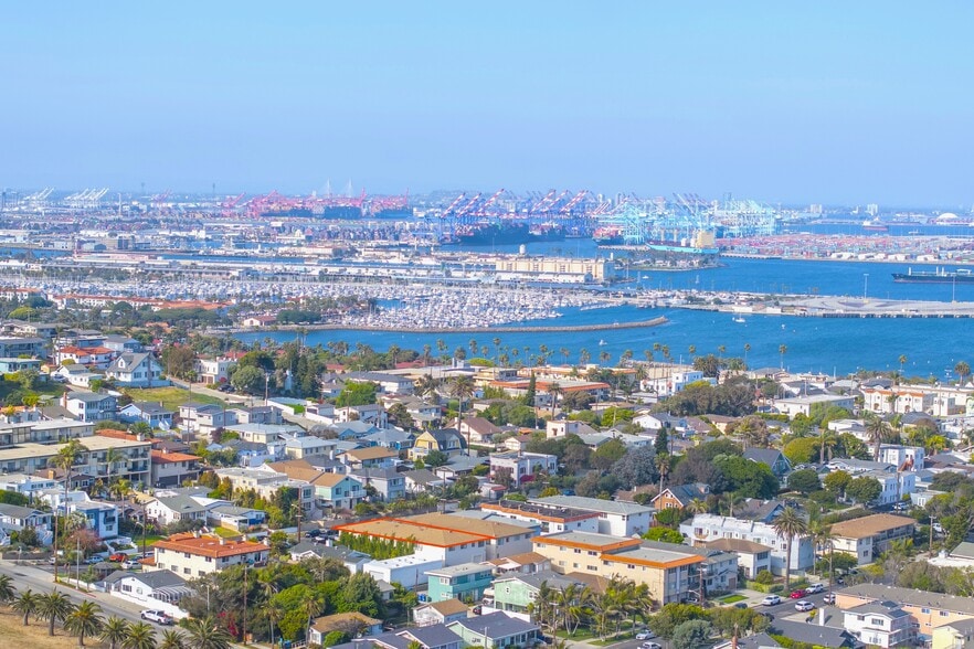 721 W 39th St, San Pedro, CA for sale - Building Photo - Image 2 of 14