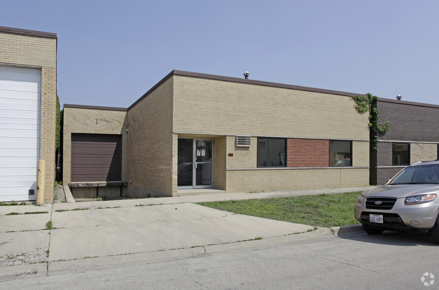 119 N 10th Ave, Melrose Park, IL à louer - Photo principale - Image 1 de 8