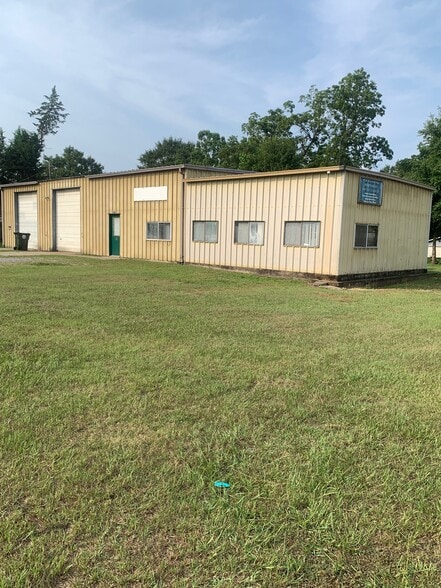 508 Auburn Ave, Andalusia, AL for sale - Primary Photo - Image 1 of 5