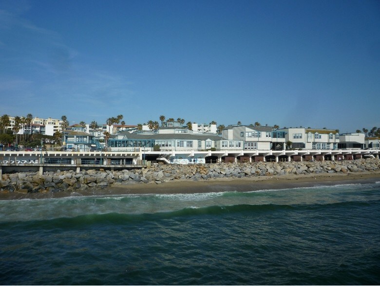 105 W Torrance Blvd, Redondo Beach, CA à louer - Photo du bâtiment - Image 3 de 8