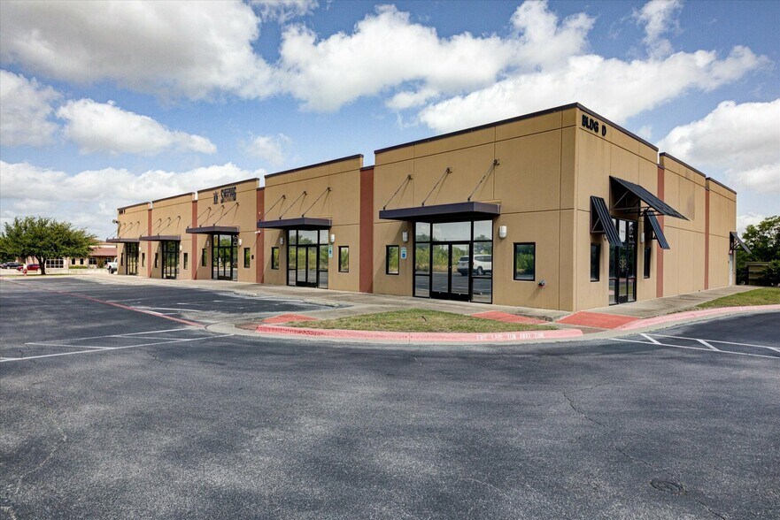 1754 Bagdad Rd, Cedar Park, TX à vendre - Photo du bâtiment - Image 2 de 10