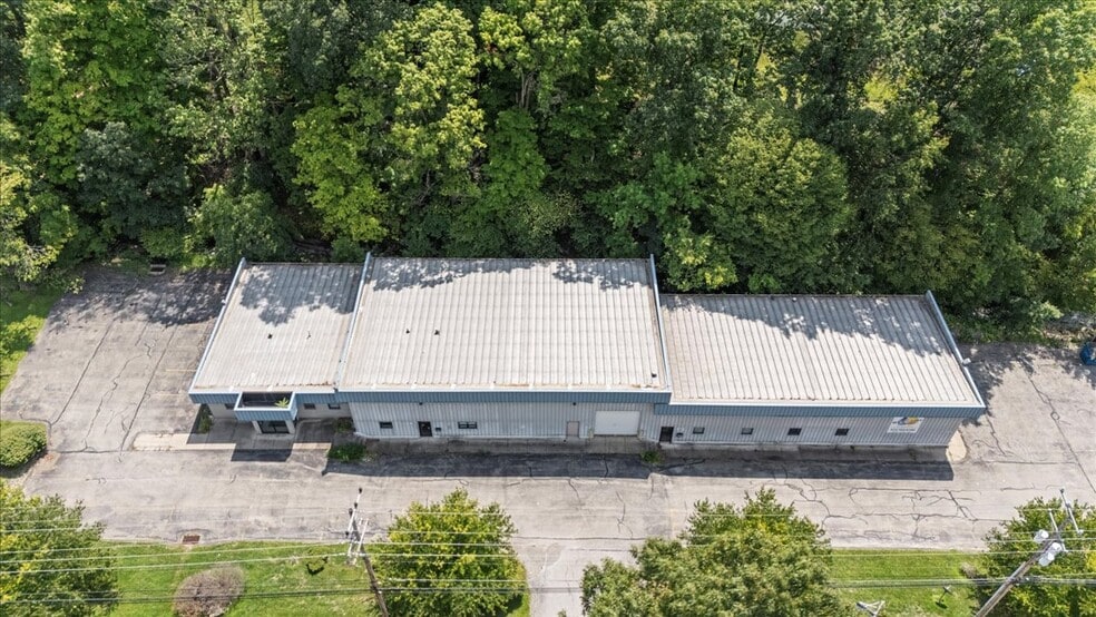 460-470 Old Frankstown Rd, Monroeville, PA for lease - Building Photo - Image 2 of 28