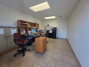 1451 SW 12th Ave, Pompano Beach, FL for lease Interior Photo- Image 2 of 6