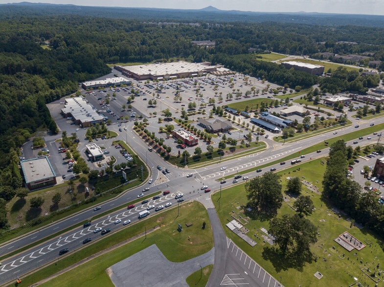 12184 Highway 92, Woodstock, GA for lease - Building Photo - Image 1 of 7