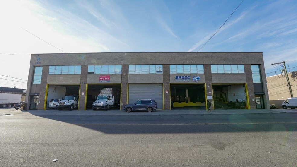 148-36 Guy R Brewer Blvd, Jamaica, NY à louer - Photo du bâtiment - Image 2 de 6