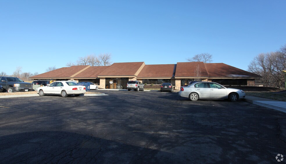 13600-13610 W 95th St, Lenexa, KS à vendre - Photo du bâtiment - Image 3 de 4