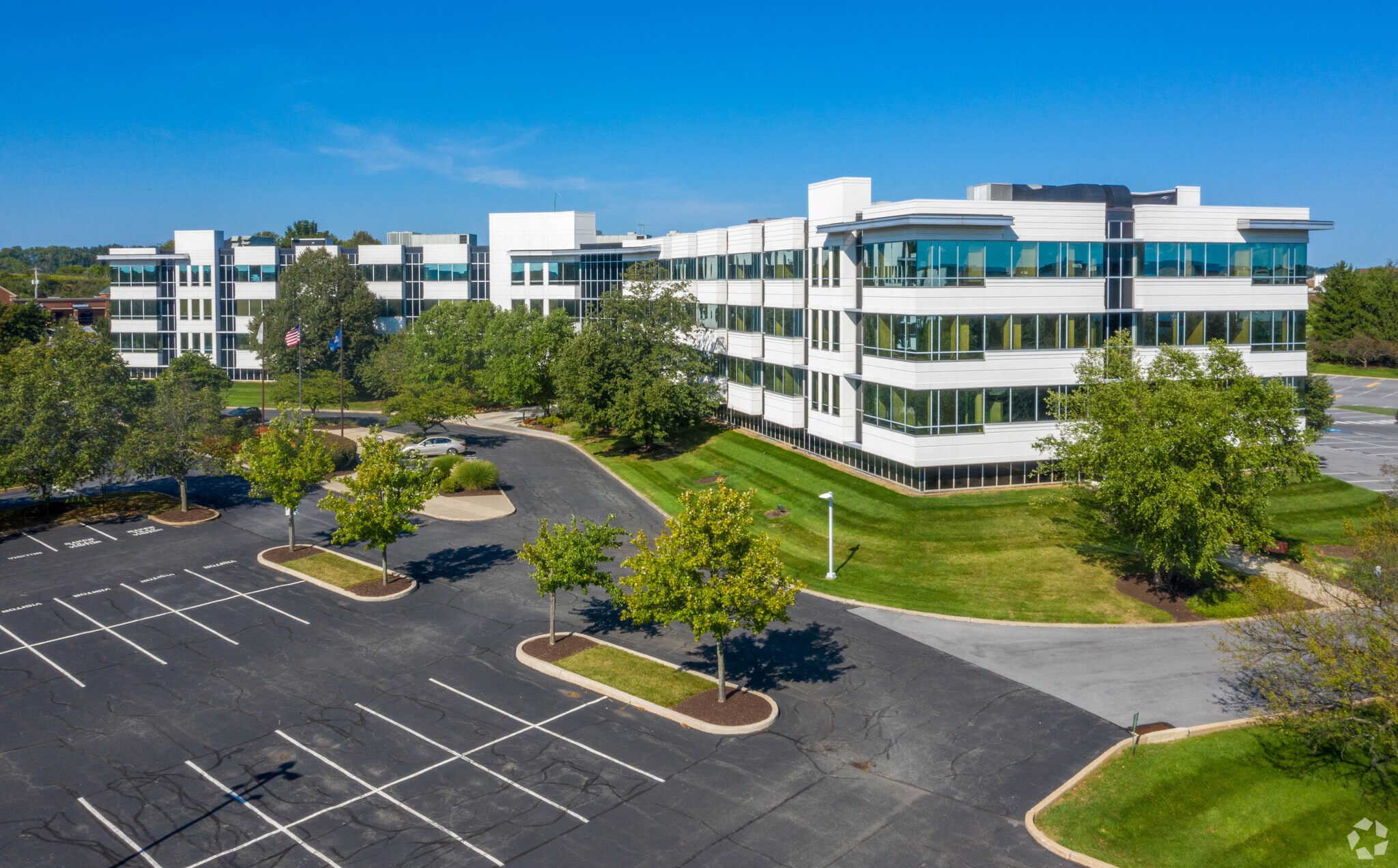 7535 Windsor Dr, Allentown, PA for lease Primary Photo- Image 1 of 29