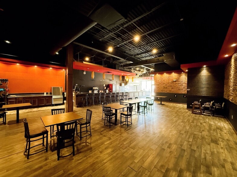 715 N Ocean Blvd, Myrtle Beach, SC for lease - Interior Photo - Image 1 of 3