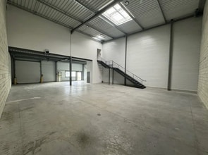Flex in Aulnay-sous-Bois for lease Interior Photo- Image 2 of 8