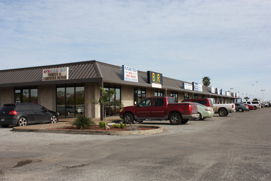 6500 S Padre Island Dr, Corpus Christi, TX for lease - Building Photo - Image 2 of 5