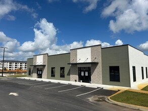 Pooler Parkway and Mosaic Circle, Pooler, GA for lease Building Photo- Image 1 of 1