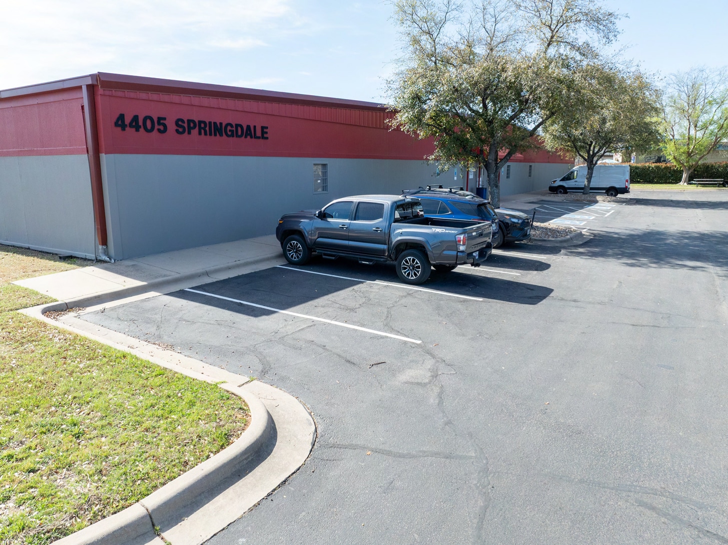 4405 Springdale Rd, Austin, TX for lease Building Photo- Image 1 of 12