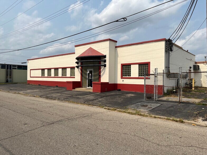 30 Illinois Ave, Cincinnati, OH à vendre - Photo du bâtiment - Image 2 de 27
