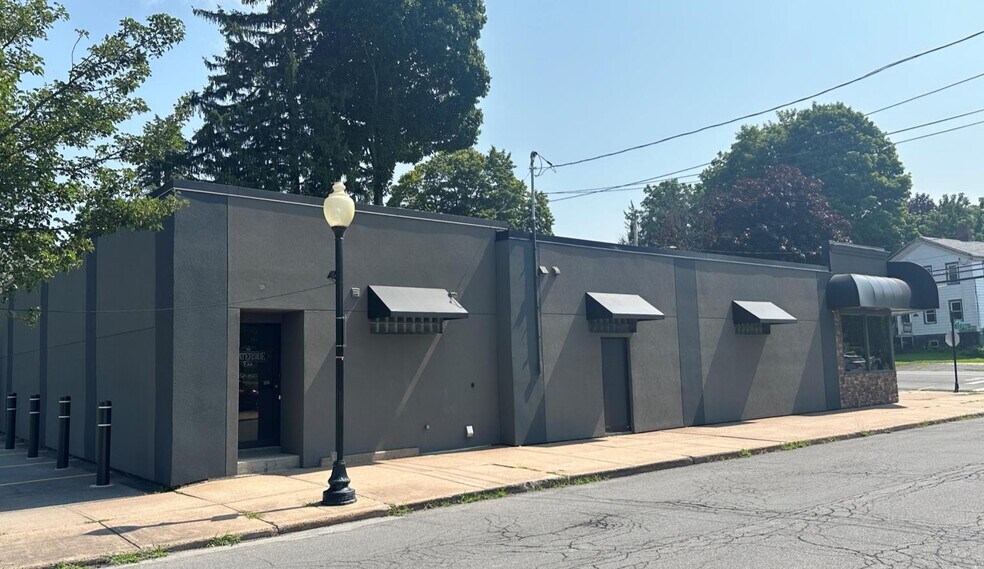 60 State St, Phoenix, NY à vendre - Photo du bâtiment - Image 2 de 5