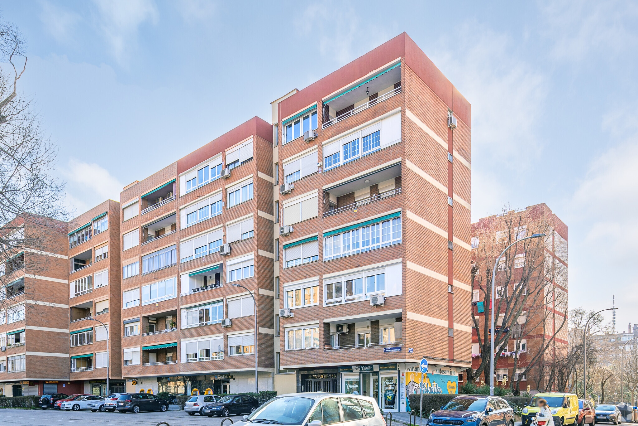 Avenida Institución Libre de Enseñanza, 176, Madrid, Madrid for sale Primary Photo- Image 1 of 3