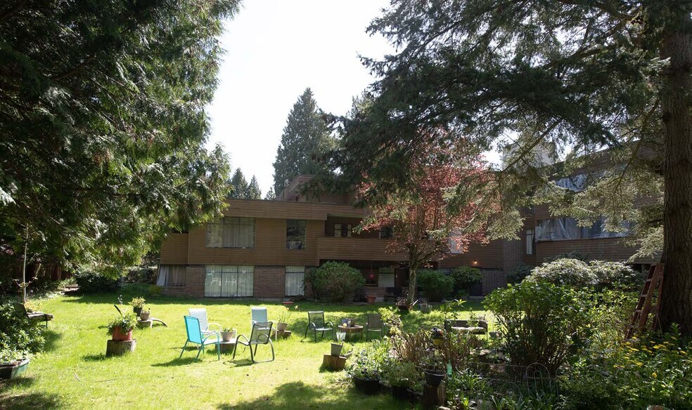 5525 14 Av, Delta, BC à vendre - Photo du bâtiment - Image 2 de 4