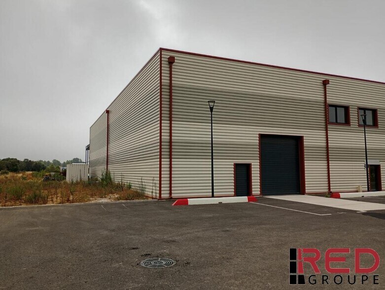 Industrial in Signes for lease - Building Photo - Image 2 of 9