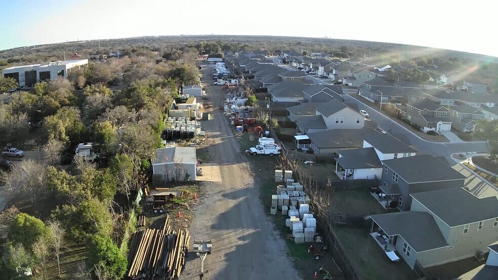 730 W FM 1626, Austin, TX à louer - Vidéo sur l’inscription commerciale - Image 2 de 14