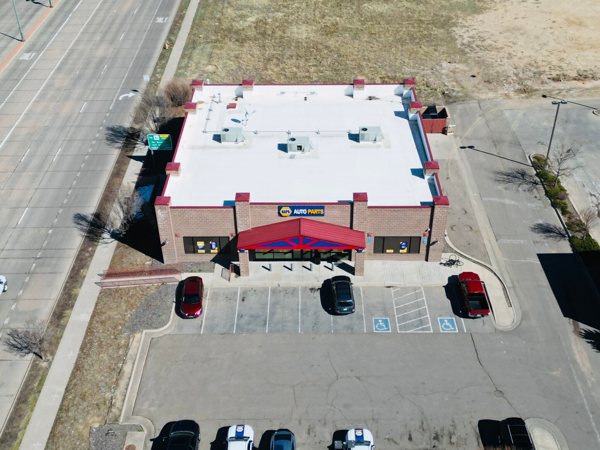 18364 E 104th Ave, Commerce City, CO à vendre Photo du bâtiment- Image 1 de 4