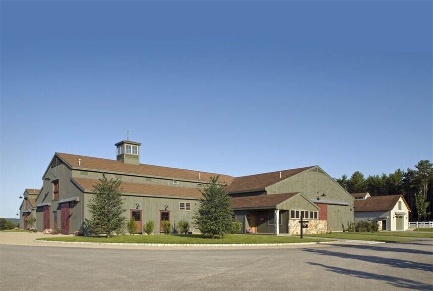 16 Burke Rd, Peterborough, NH à vendre - Photo du bâtiment - Image 2 de 27