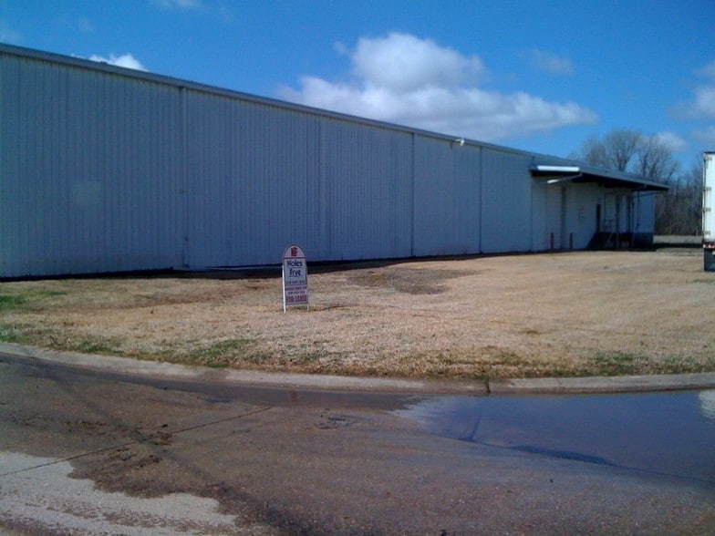 4600 Richard Ave, Alexandria, LA for sale - Building Photo - Image 2 of 4