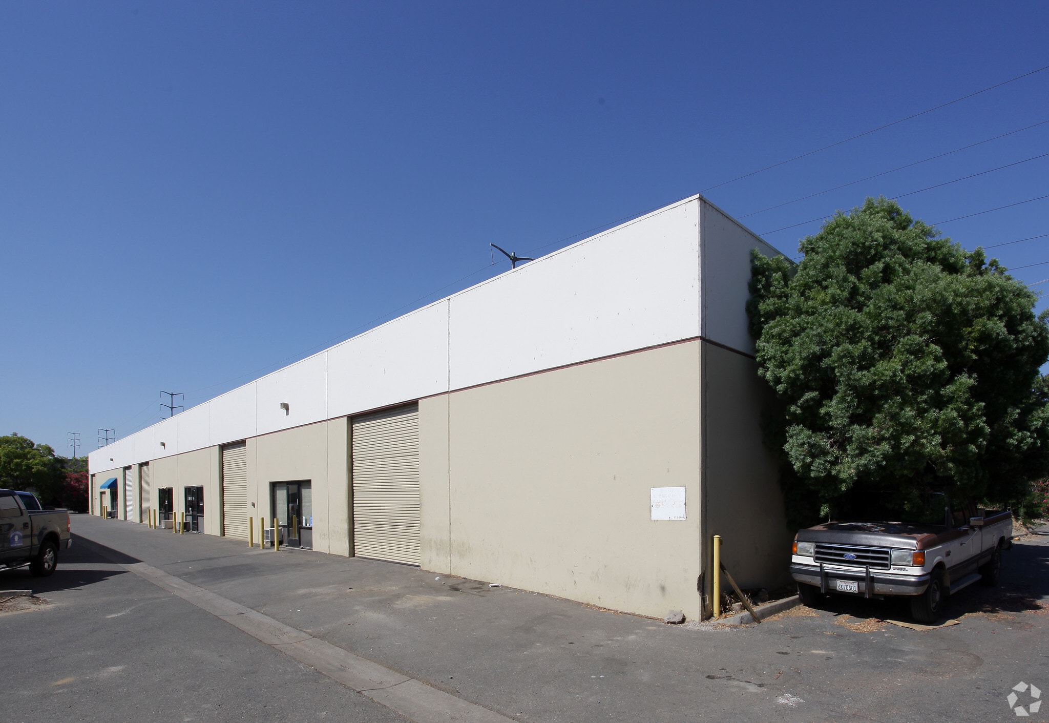830 Northport Dr, West Sacramento, CA for lease Primary Photo- Image 1 of 6