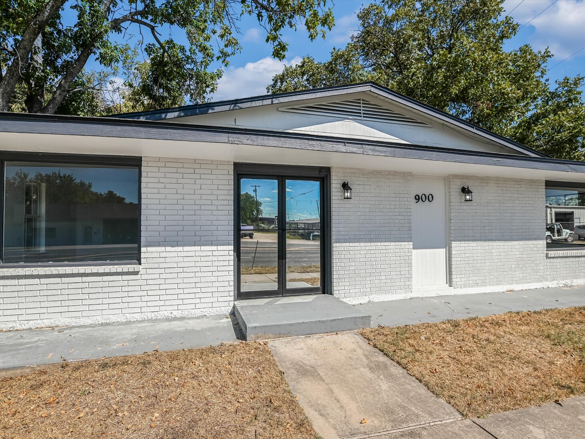 900 W 2nd St, Taylor, TX for sale Building Photo- Image 1 of 21