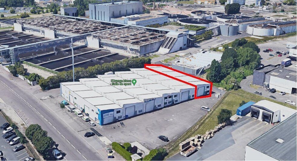 Flex in Le Petit-Quevilly for lease - Aerial - Image 3 of 8