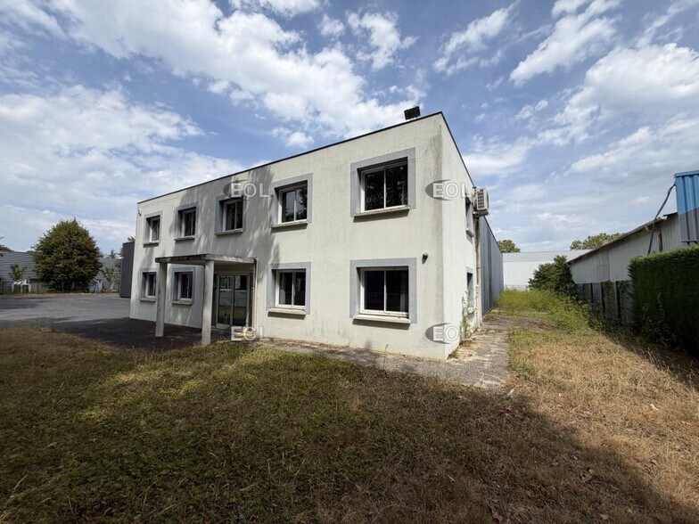Flex dans Bondoufle à louer - Photo du bâtiment - Image 2 de 16