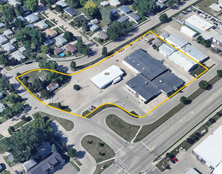 Plus de détails pour 2103 Demers Ave, Grand Forks, ND - Industriel à vendre