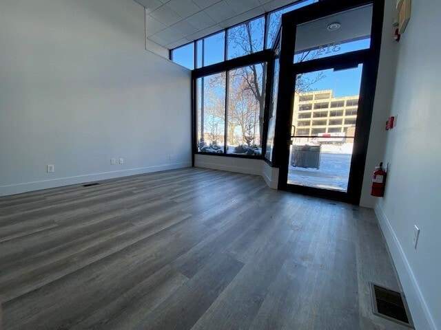 314 E Adams St, Springfield, IL à louer - Photo intérieure - Image 3 de 4