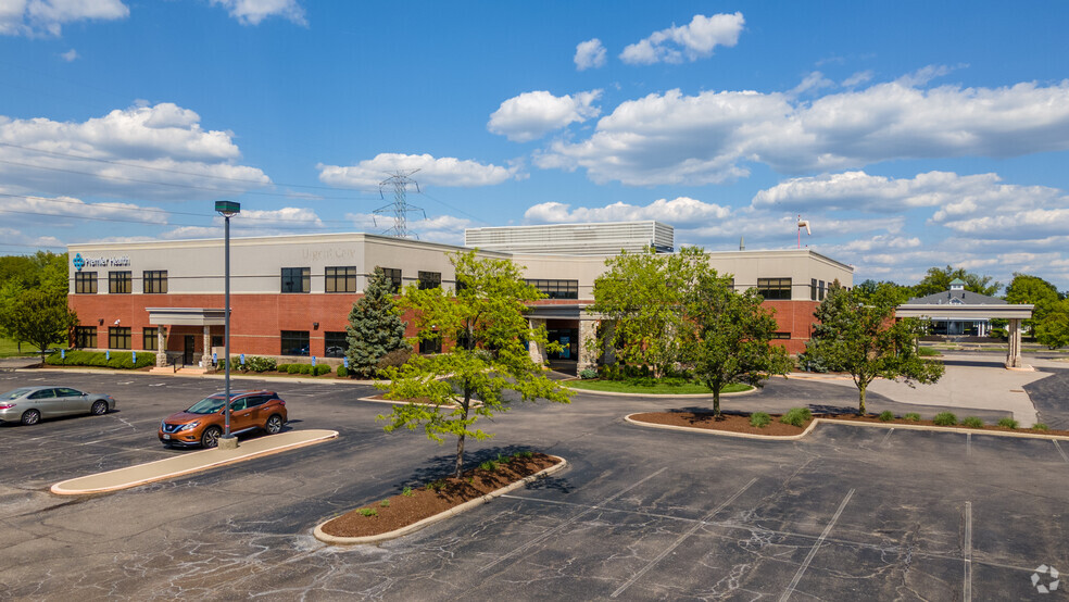 7450 S Mason Montgomery Rd, Mason, OH for sale - Building Photo - Image 1 of 1