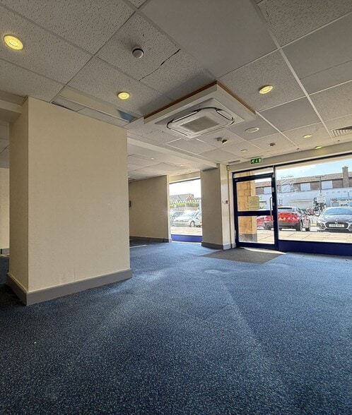 10-12 Tilton Rd, Hinckley for lease - Interior Photo - Image 2 of 4