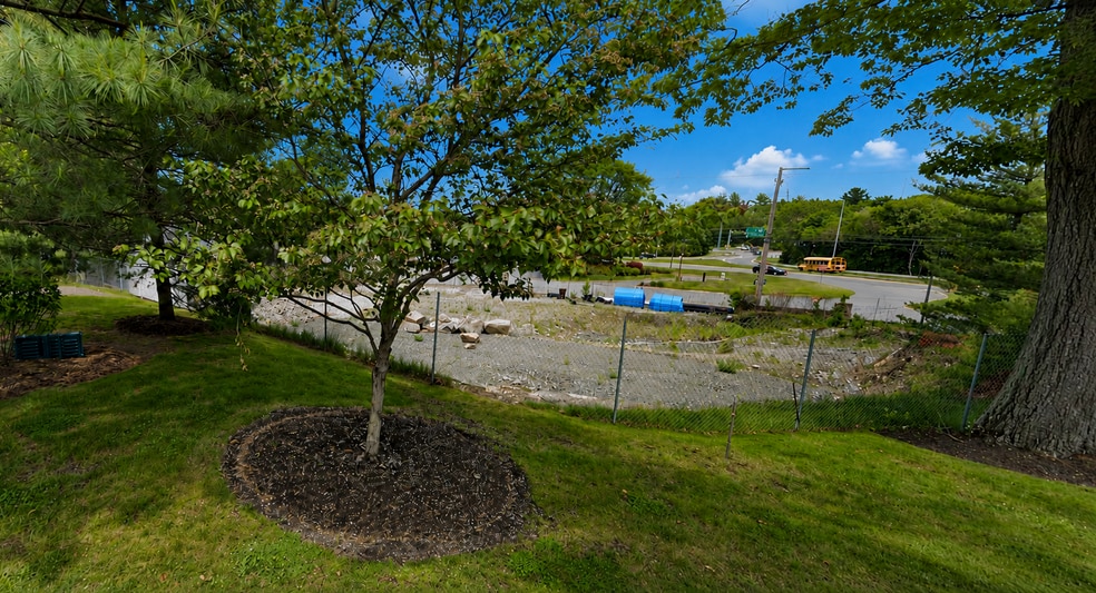 922 Lynnfield St, Lynnfield, MA for sale - Building Photo - Image 3 of 4