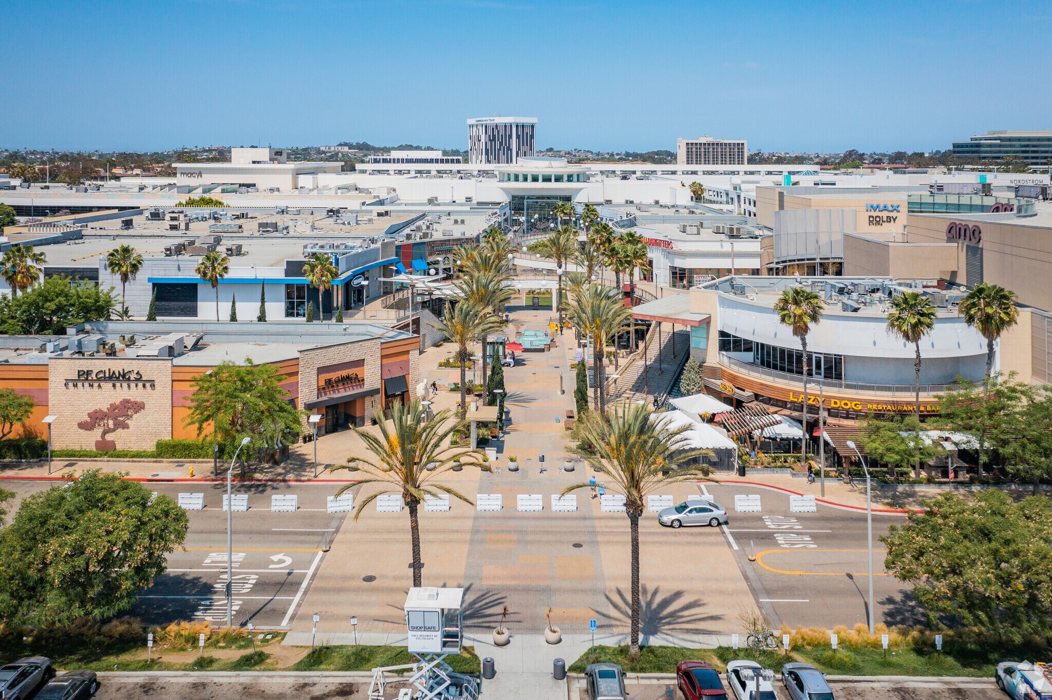 21712 Hawthorne Blvd, Torrance, CA for lease Primary Photo- Image 1 of 71