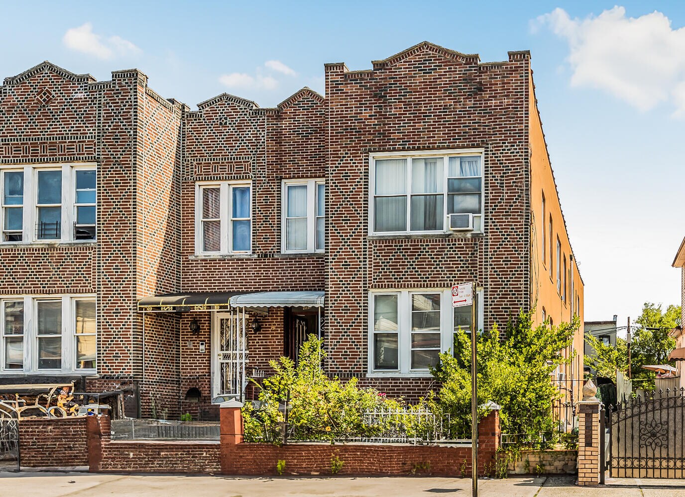 529 E 49th St, Brooklyn, NY for sale Building Photo- Image 1 of 34