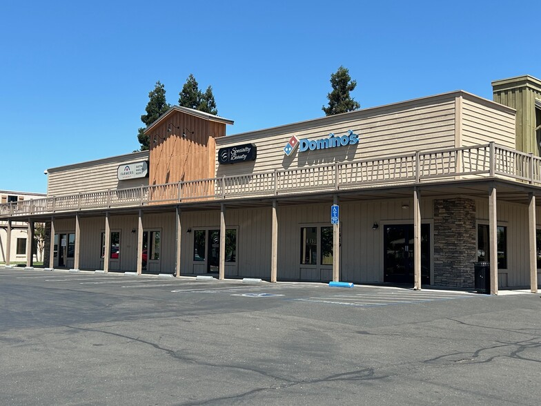 1367-1427 Standiford Ave, Modesto, CA à louer - Photo du bâtiment - Image 1 de 5