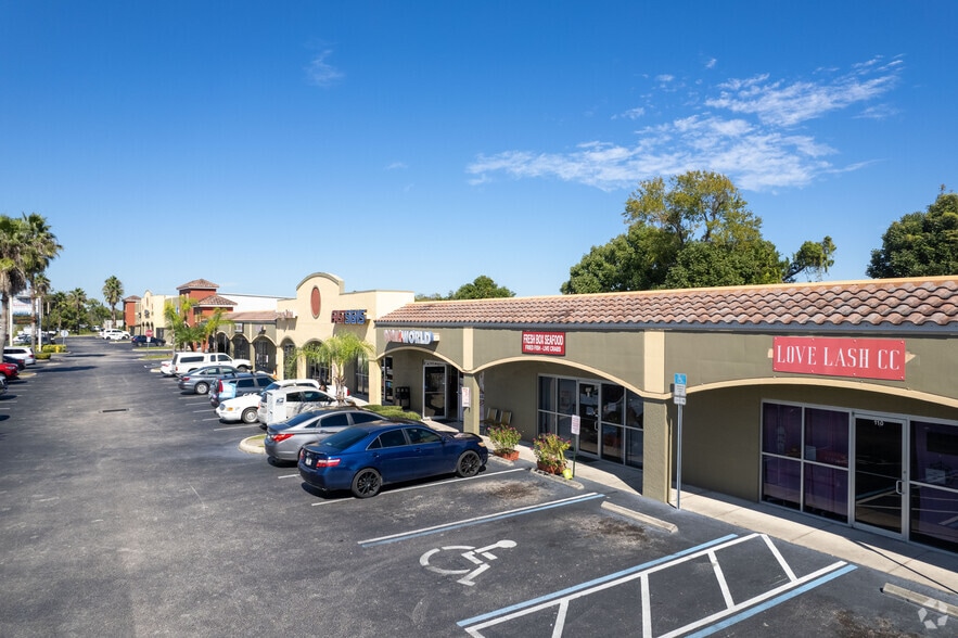 1025 N Nova Rd, Holly Hill, FL for lease - Building Photo - Image 3 of 11